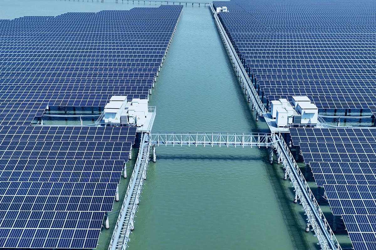 中国 550MW 水上太阳能光伏发电站