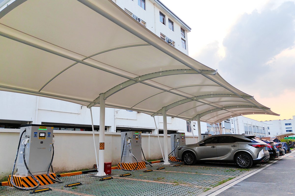 中国 4台320KW 直流快速充电桩