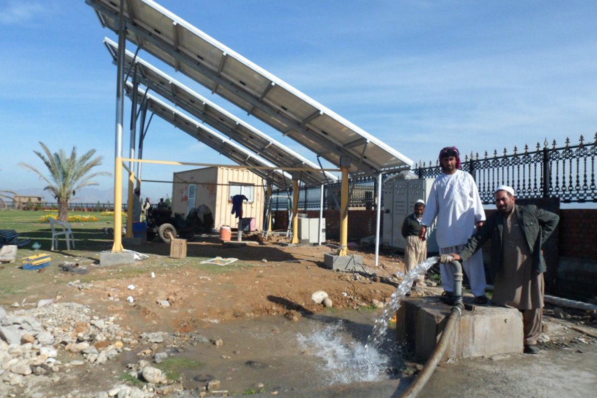 沙特阿拉伯 15HP太阳能水泵系统