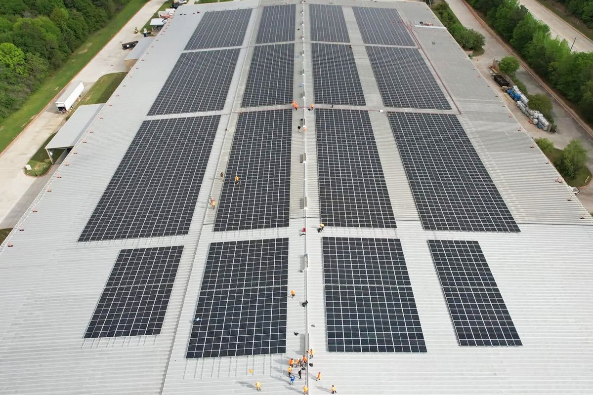 美国 1.97MW 屋顶太阳能光伏发电站