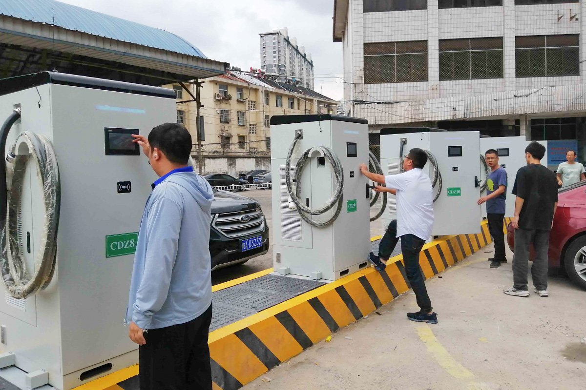 中国 5台320KW 直流快速充电桩