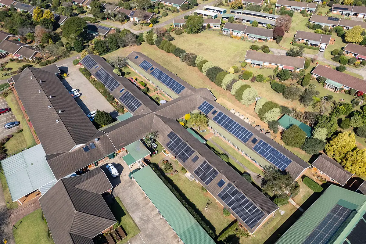 南非 121kWkW光伏+150kW/183kWh储能系统项目