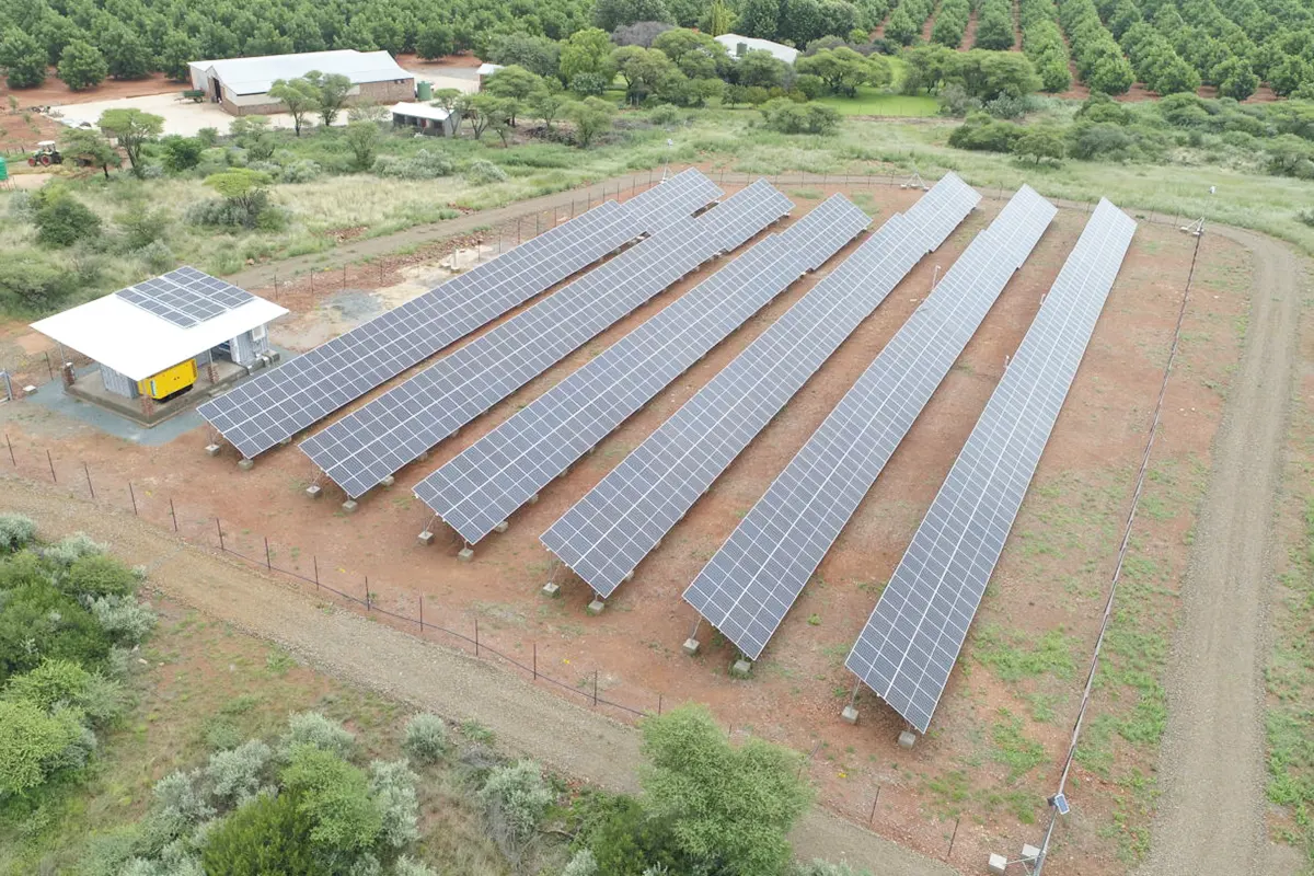 南非 722kW 光伏 + 270kW/2.5MWh 储能 + 100kVA 柴油发电机微电网项目