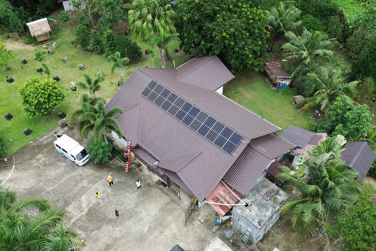 菲律宾 8.8kW光伏+8kW/10.24kWh储能混网系统