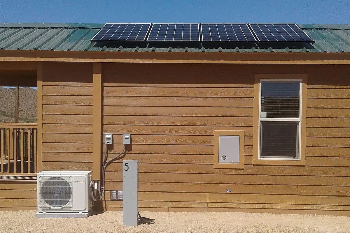 美国 12000 BTU 离网直流太阳能空调系统