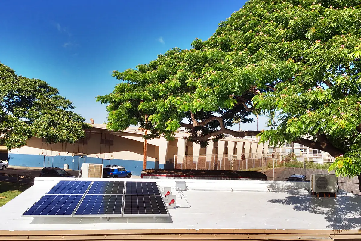 美国 9000 BTU 离网直流太阳能空调系统