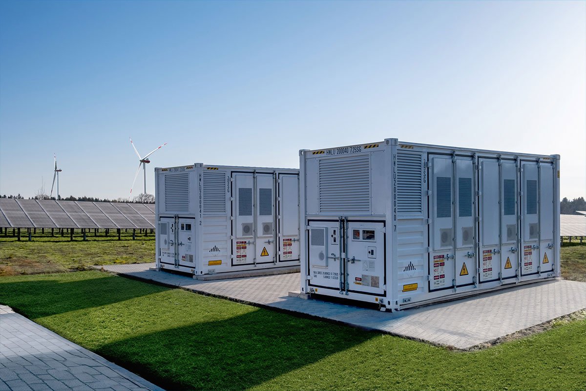 德国6MW风力发电 + 7.3MW光伏发电 + 5MW / 10MWh储能微电网项目